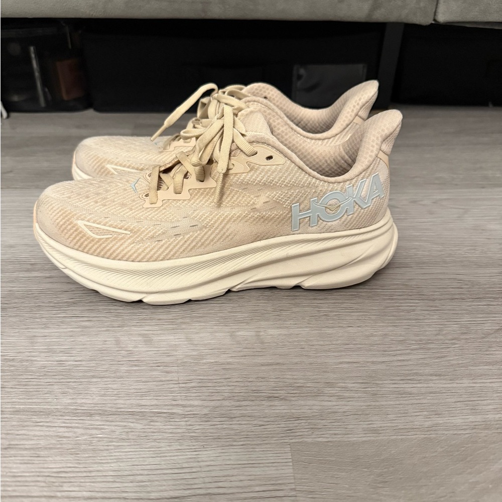 Hoka Women's Cream Athletic Shoes - Picture 3 of 6